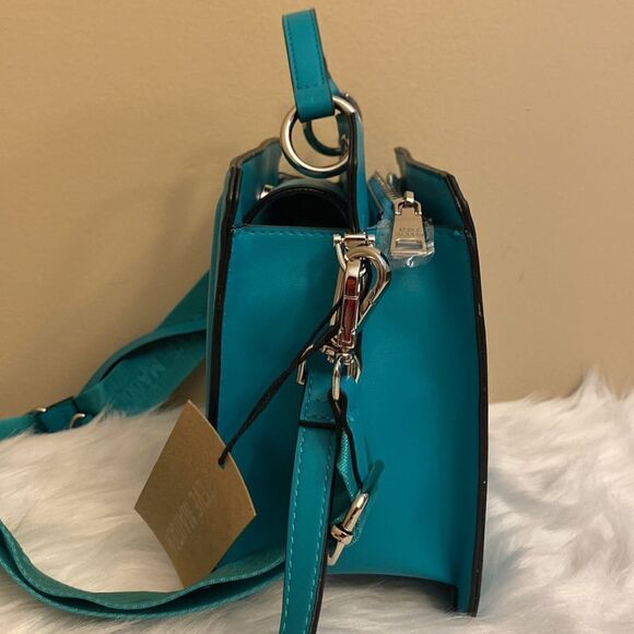 NWT Steve Madden (Bevelyn) Crossbody Bag w/ Airpod Pouch - Turquoise - Picture 8 of 9